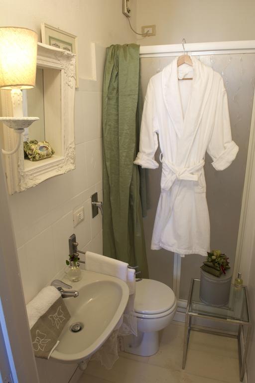 Le Stanze Del Cardinale Bed & Breakfast Pavia Room photo